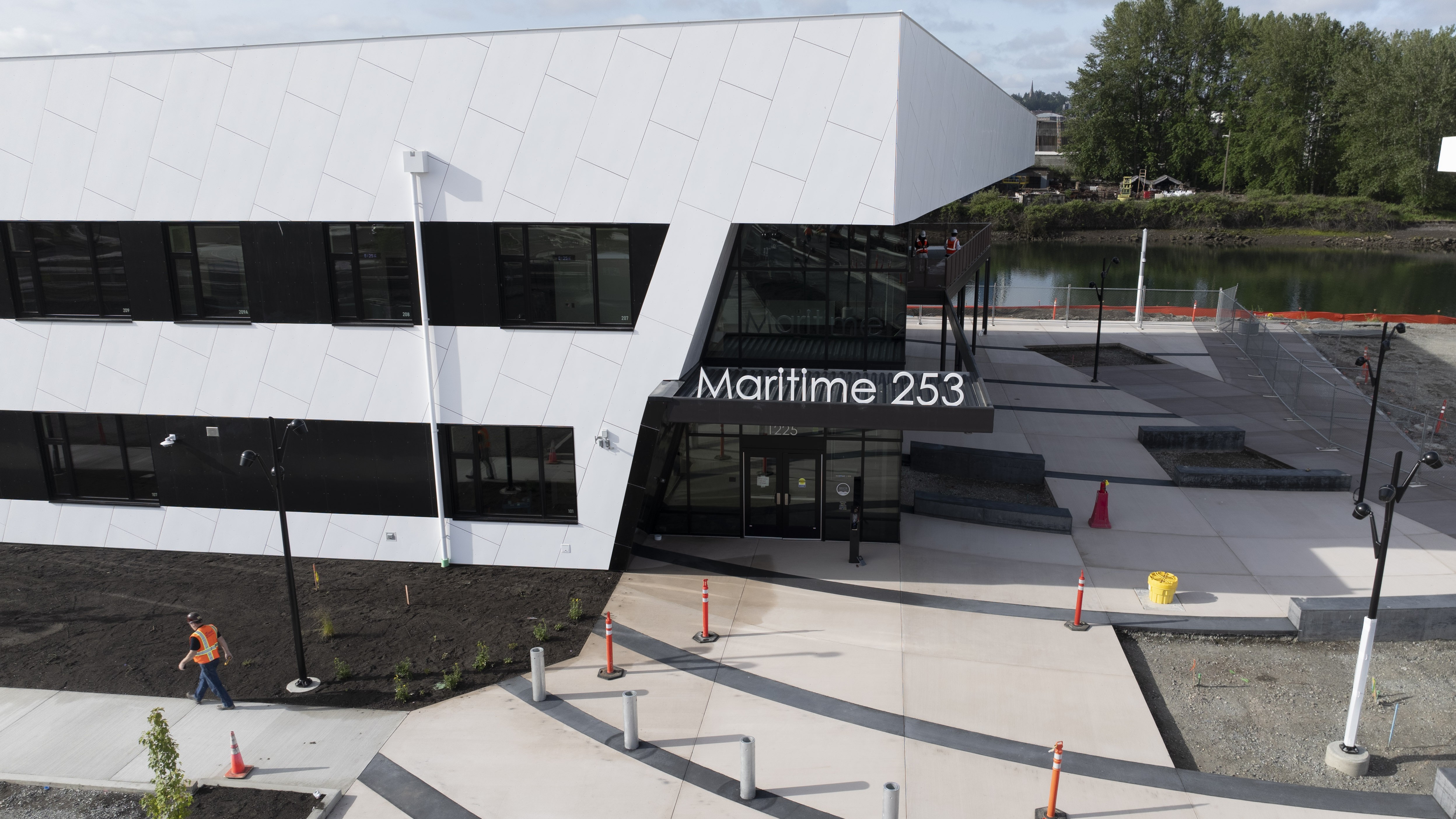 The front of the completed Maritime|253 building